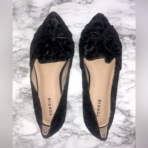 💕 Torrid Flats Size 10W 💕